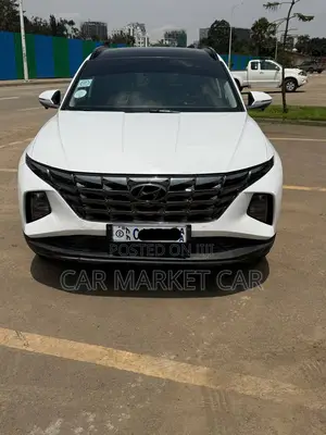 Hyundai Tucson SE 2022 White