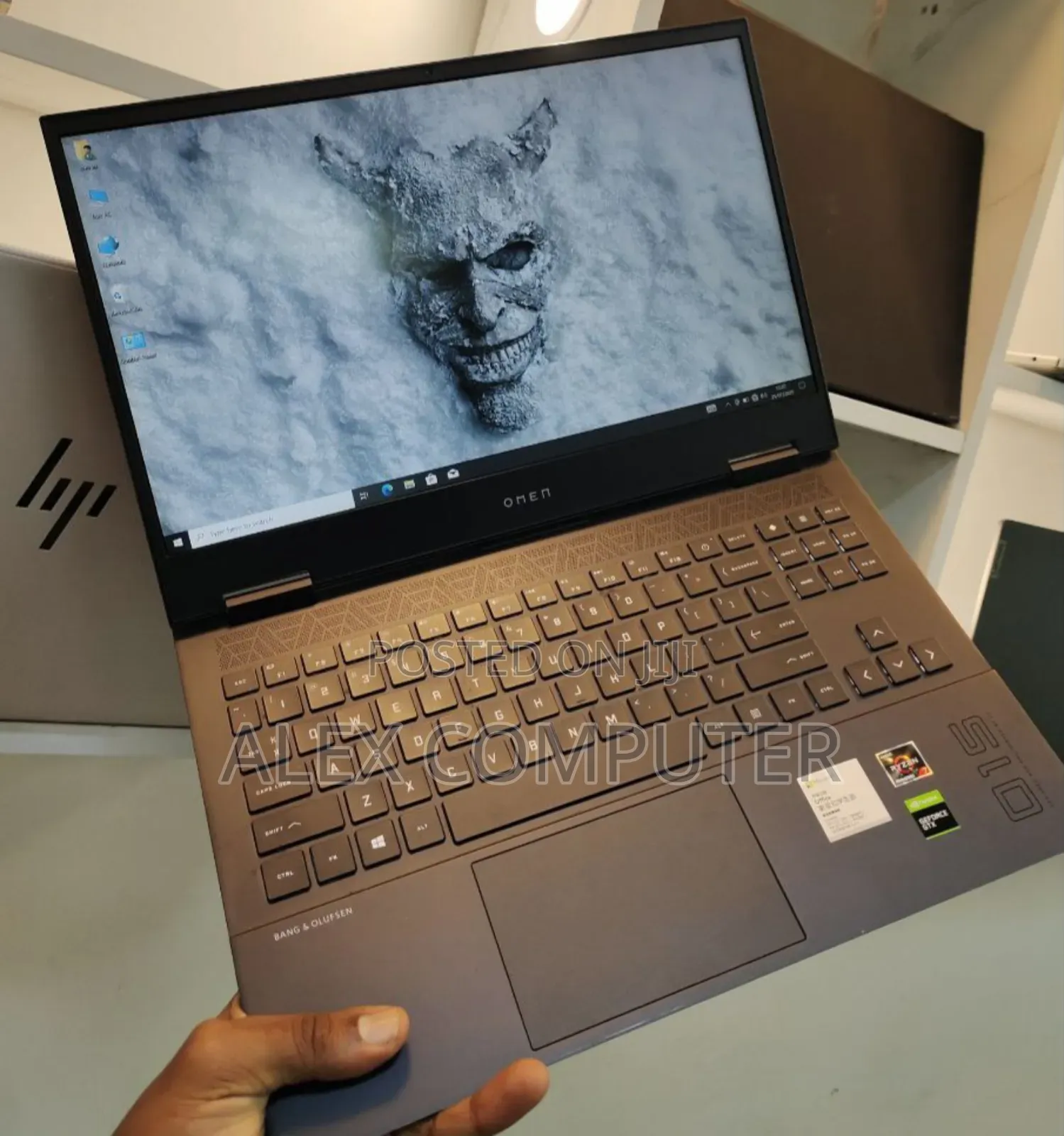 New Laptop HP Omen 15 16GB AMD Ryzen 7 SSD 512GB