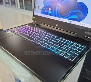 New Laptop Acer Predator Helios 300 16GB Intel Core I9 SSD 1T
