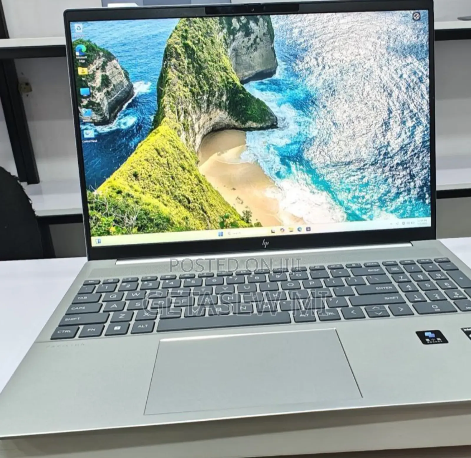 New Laptop HP Pavilion 15 16GB Intel Core i7 SSD 512GB