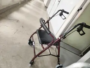 Standard Four Wheel With Frane Walker襖你walker盎蔽walker New