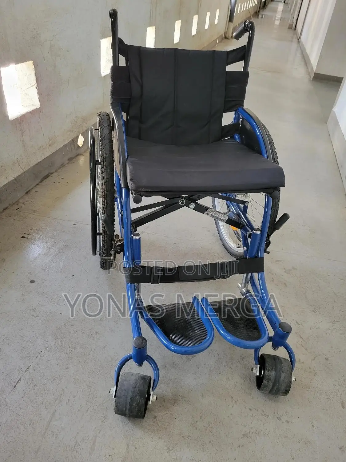 New Wheelchairووstrongback S/P Wheelchair羊皮wheelchair