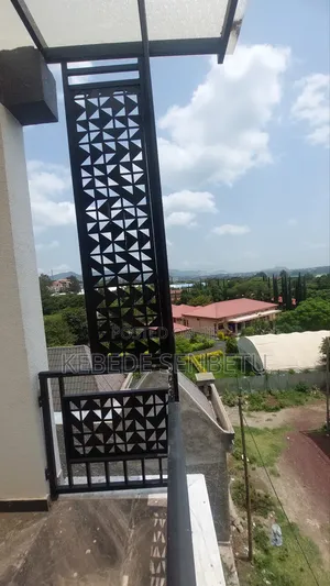 7bdrm House in Oromia, East Shewa for sale