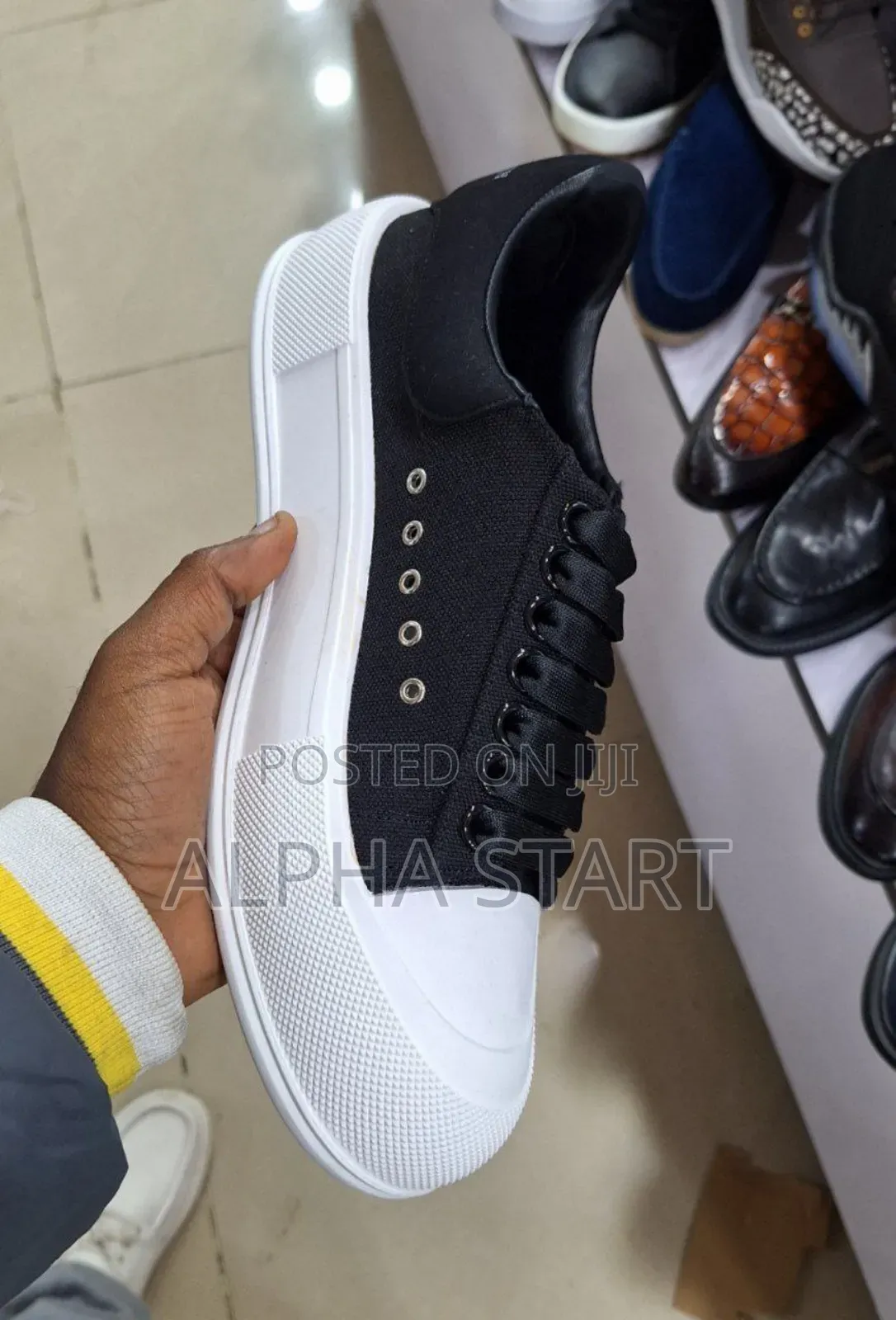 Alexander McQueen 
 Made in Vietnam 
Premium Quality