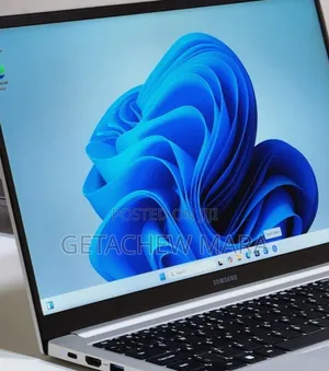 New Laptop HP Pavilion 15 8GB Intel Core I5 SSD 512GB