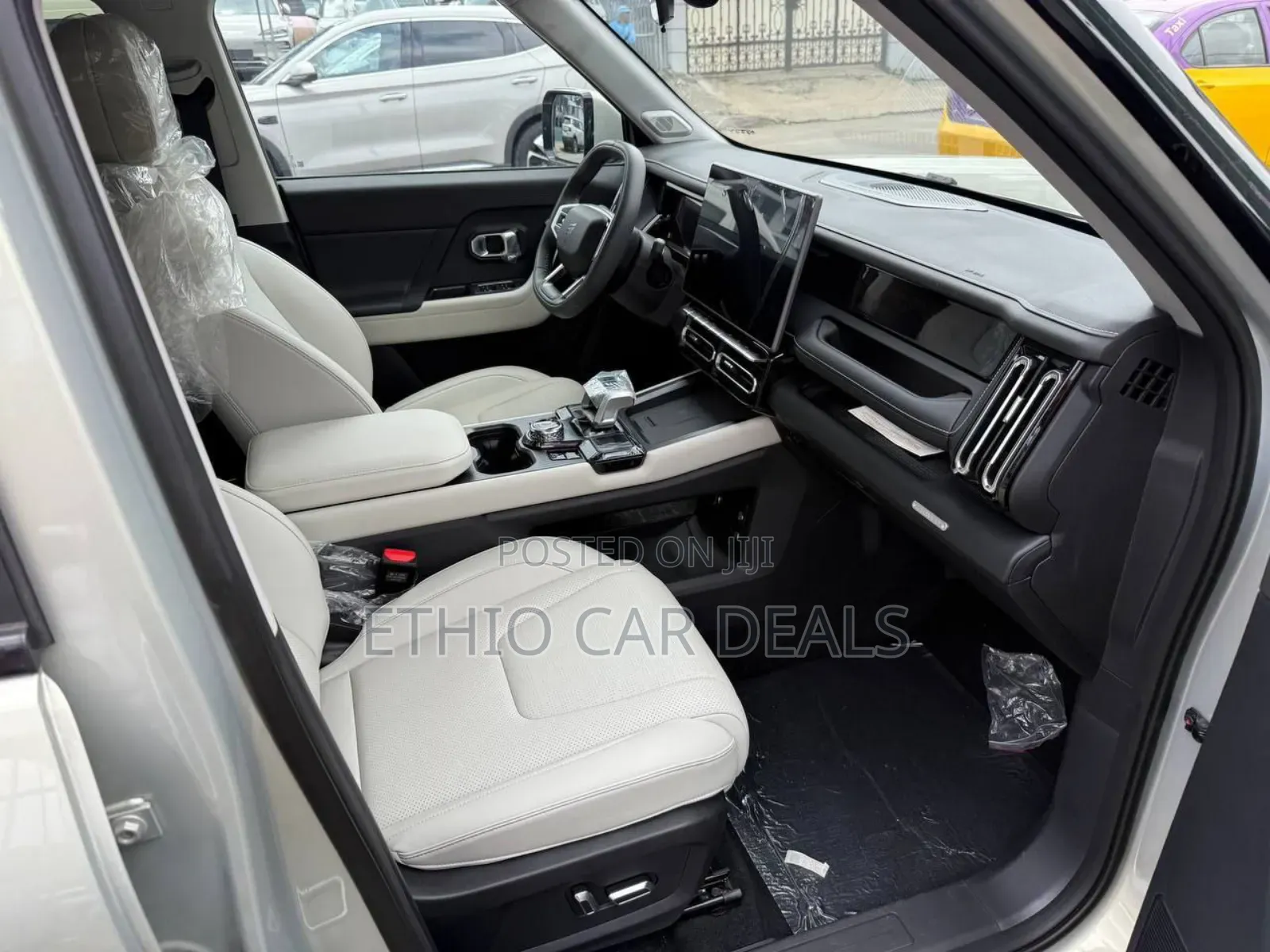 New Jetour T1 2025 Beige