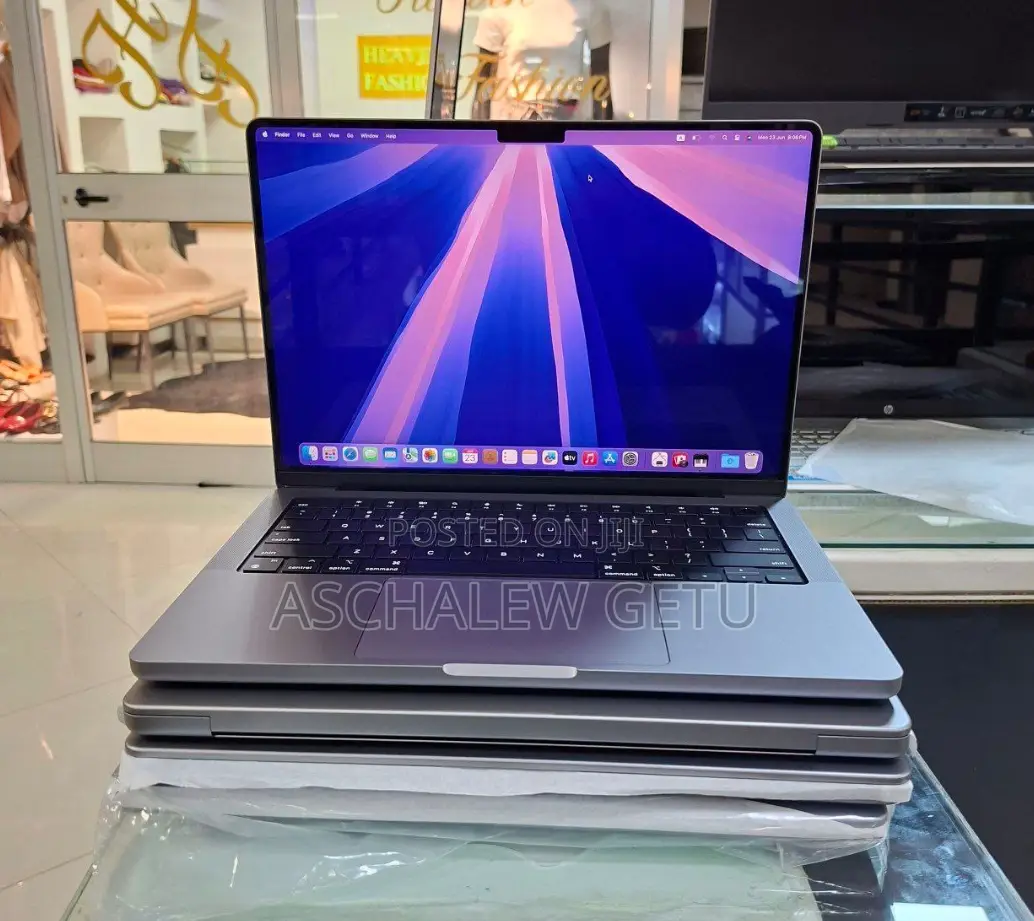 New Laptop Apple MacBook Pro 2012 16GB Intel Core I5 SSD 512GB