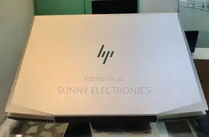 New Laptop HP ZBook 15u G5 16GB Intel Core I7 SSD 512GB