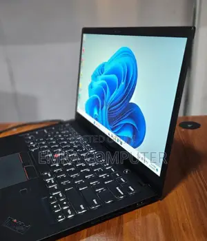 New Laptop Lenovo ThinkPad X1 Carbon 8GB Intel Core I5 SSD 512GB