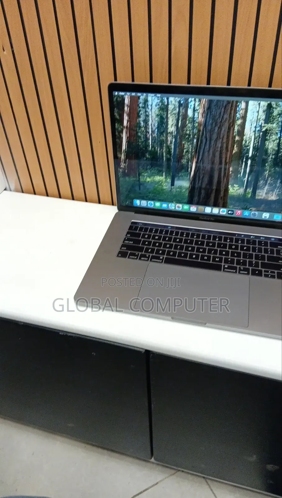 New Laptop Apple MacBook Pro 2019 32GB Intel Core I9 SSD 1T