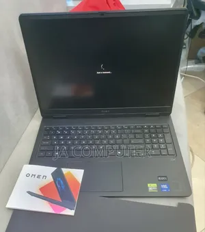 New Laptop HP Omen 17 16GB Intel Core Ultra 9 SSD 1T