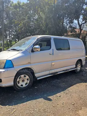 Toyota HiAce 2008 Silver