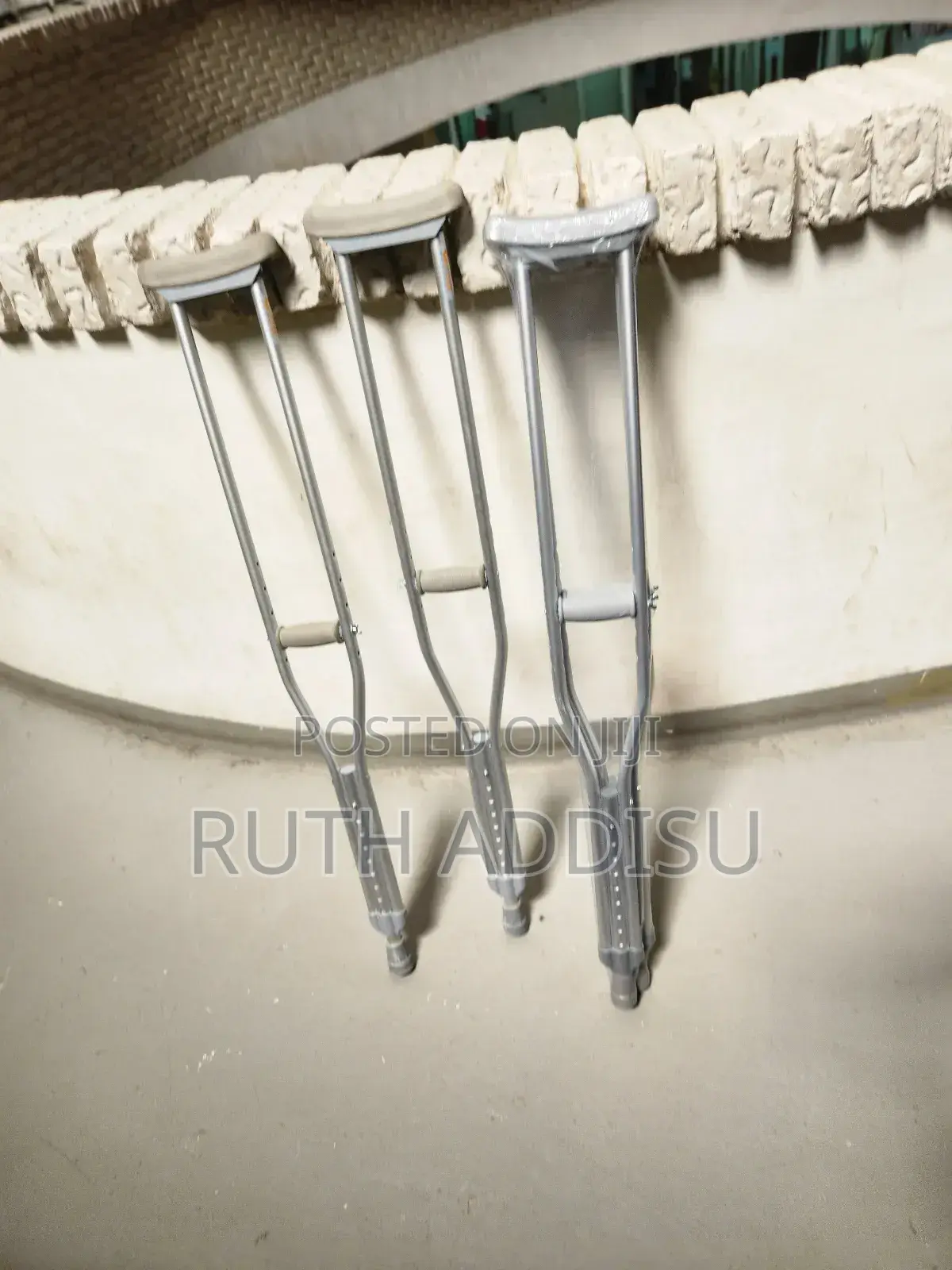 Crutches䥅瓶axillary Bilateral Crutches狗兒crutches衫也crutches