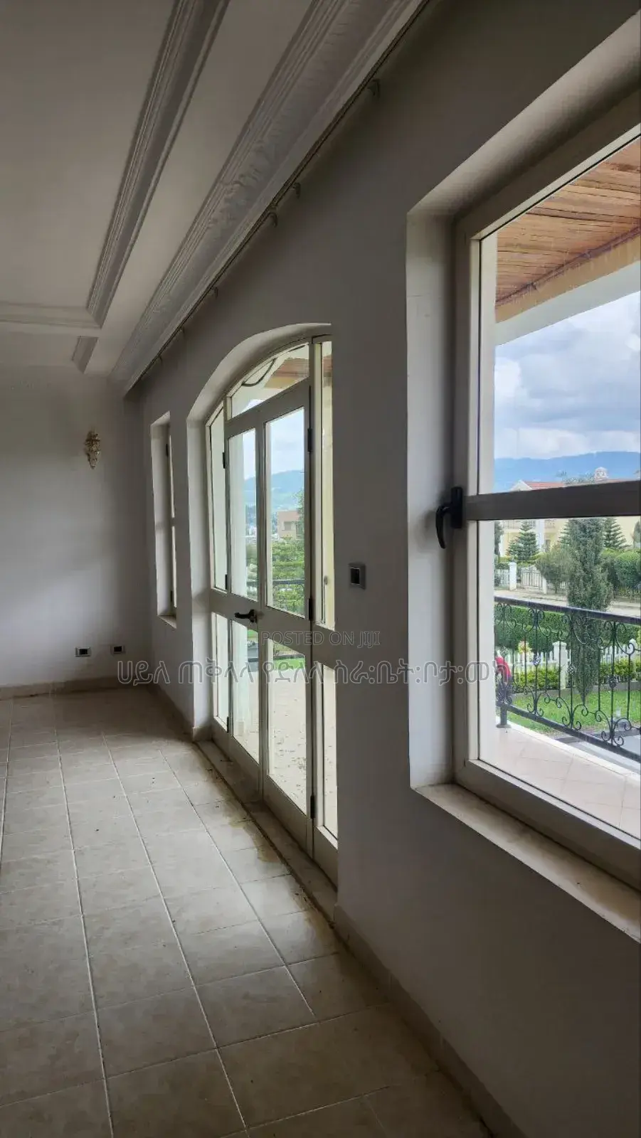 Furnished 6bdrm House in Ccd Real State, Oromia-Finfinne for sale