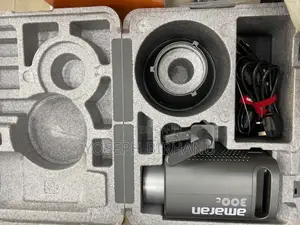 Amaran 300c + Carrying Case