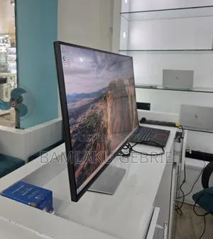 Dell P3223qe – 31.5′′ Monitor