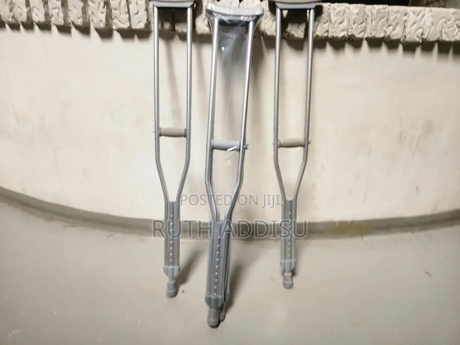 Crutches狡辯axillary Bilateral Crutches盎我crutches版串crutches