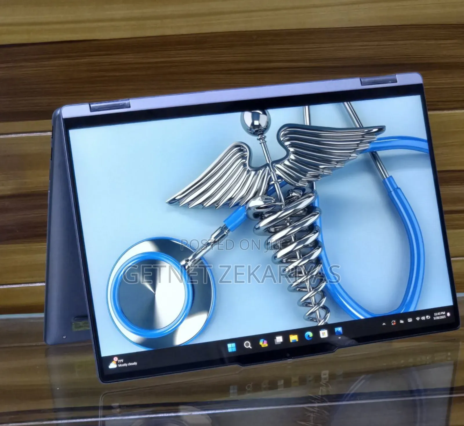 New Laptop Lenovo Yoga 7i 16GB Intel Core I7 SSD 512GB