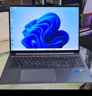 New Laptop Lenovo ThinkBook 15 16GB Intel Core i7 SSD 512GB