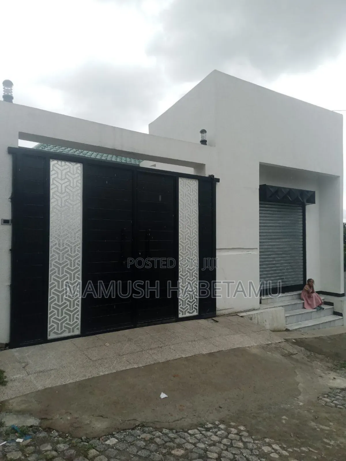 Furnished 5bdrm Villa in አዲስ አበባ, Nifas Silk-Lafto for sale