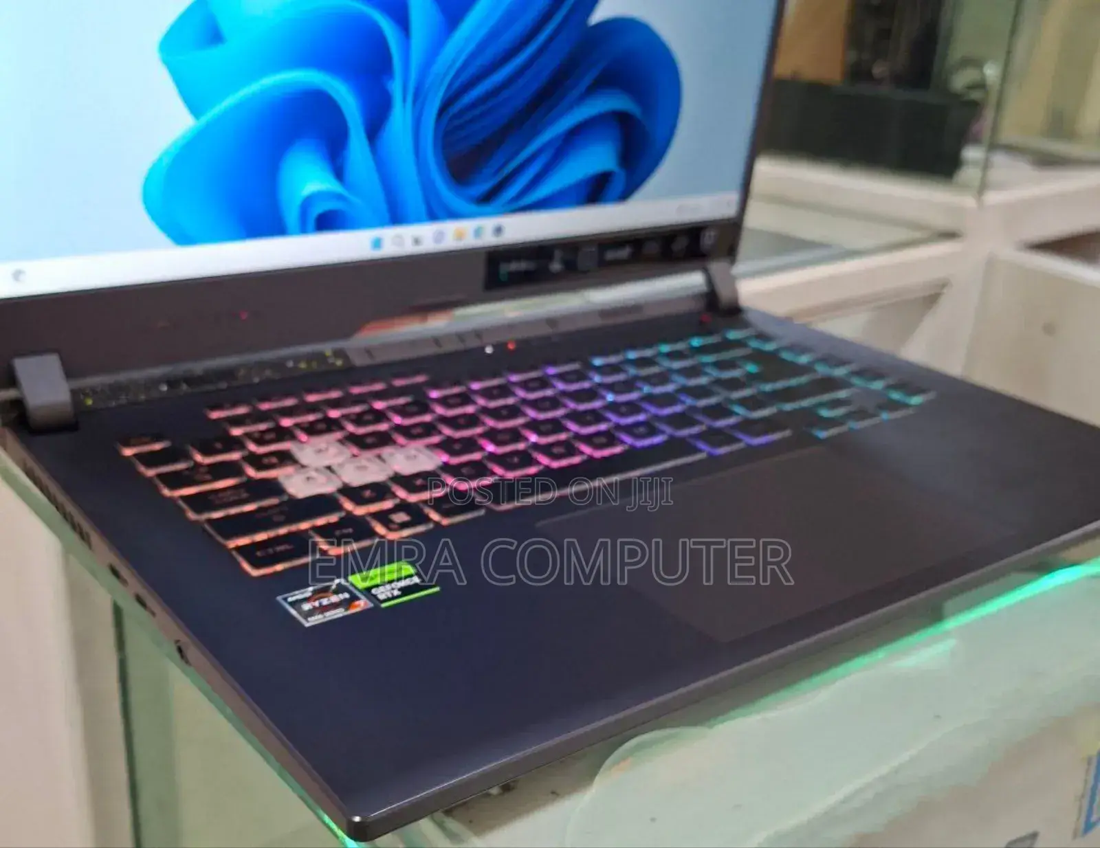 New Laptop Asus ROG Strix G15 16GB AMD Ryzen 7 SSD 1T