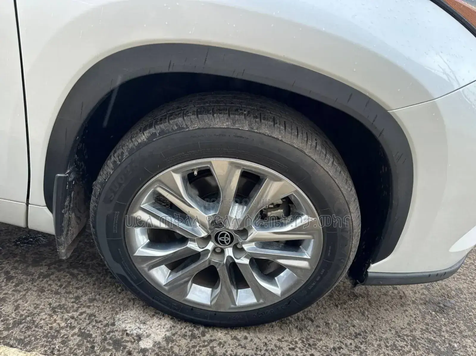 Toyota Highlander Hybrid 2024 White