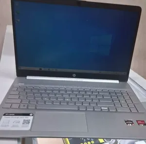 New Laptop HP 8GB AMD Ryzen 3 SSD 256GB
