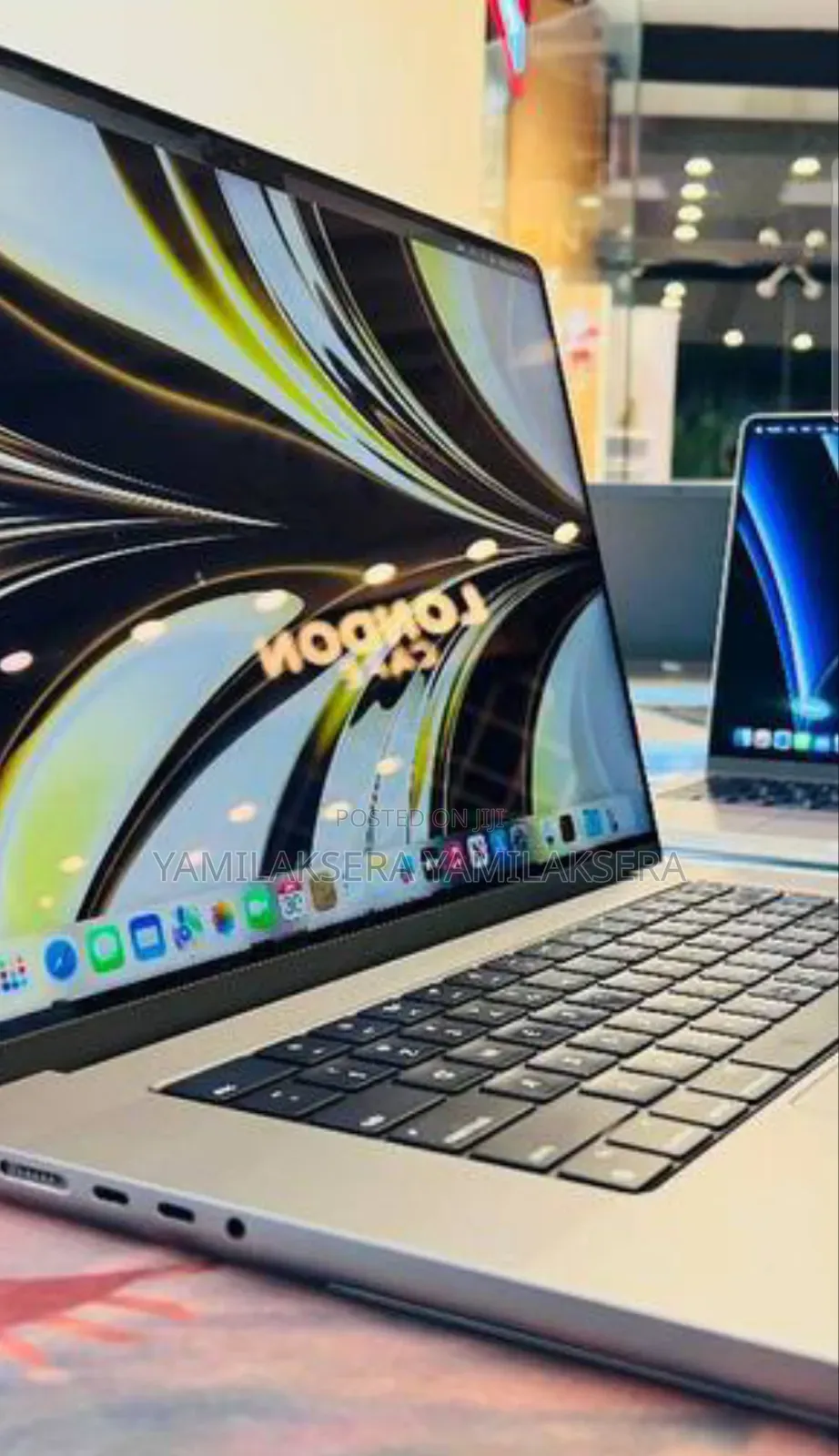 New Laptop Apple MacBook Pro 2021 M1 Max 64GB Apple M1 SSD 3T
