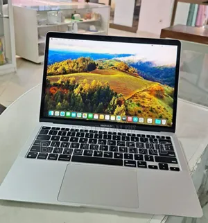 New Laptop Apple MacBook Air 8GB Apple M1 SSD 256GB