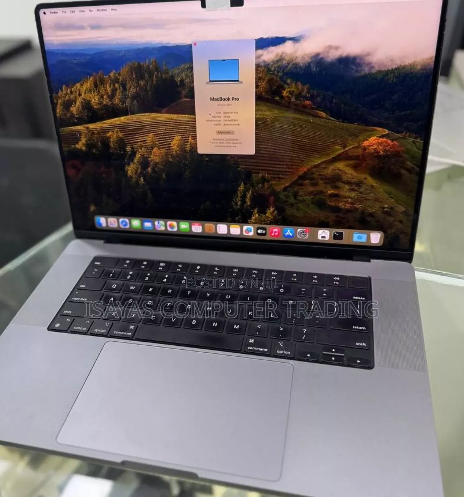 New Laptop Apple MacBook Pro 2021 M1 16GB SSD 512GB