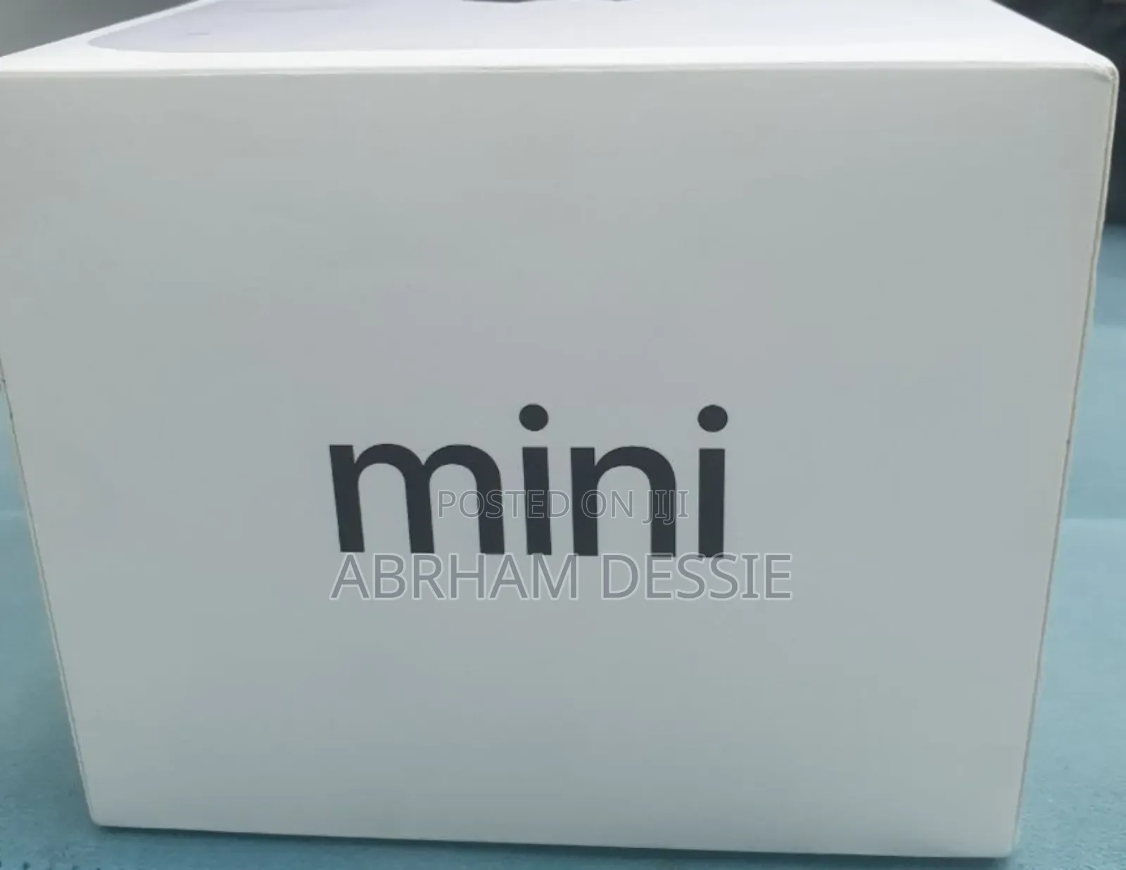 New Laptop Apple MacBook 16GB Apple M4 SSD 256GB