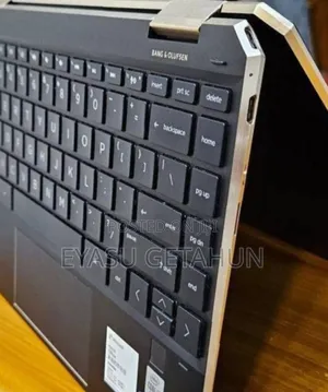New Laptop HP Spectre X360 16GB Intel Core I7 SSD 512GB
