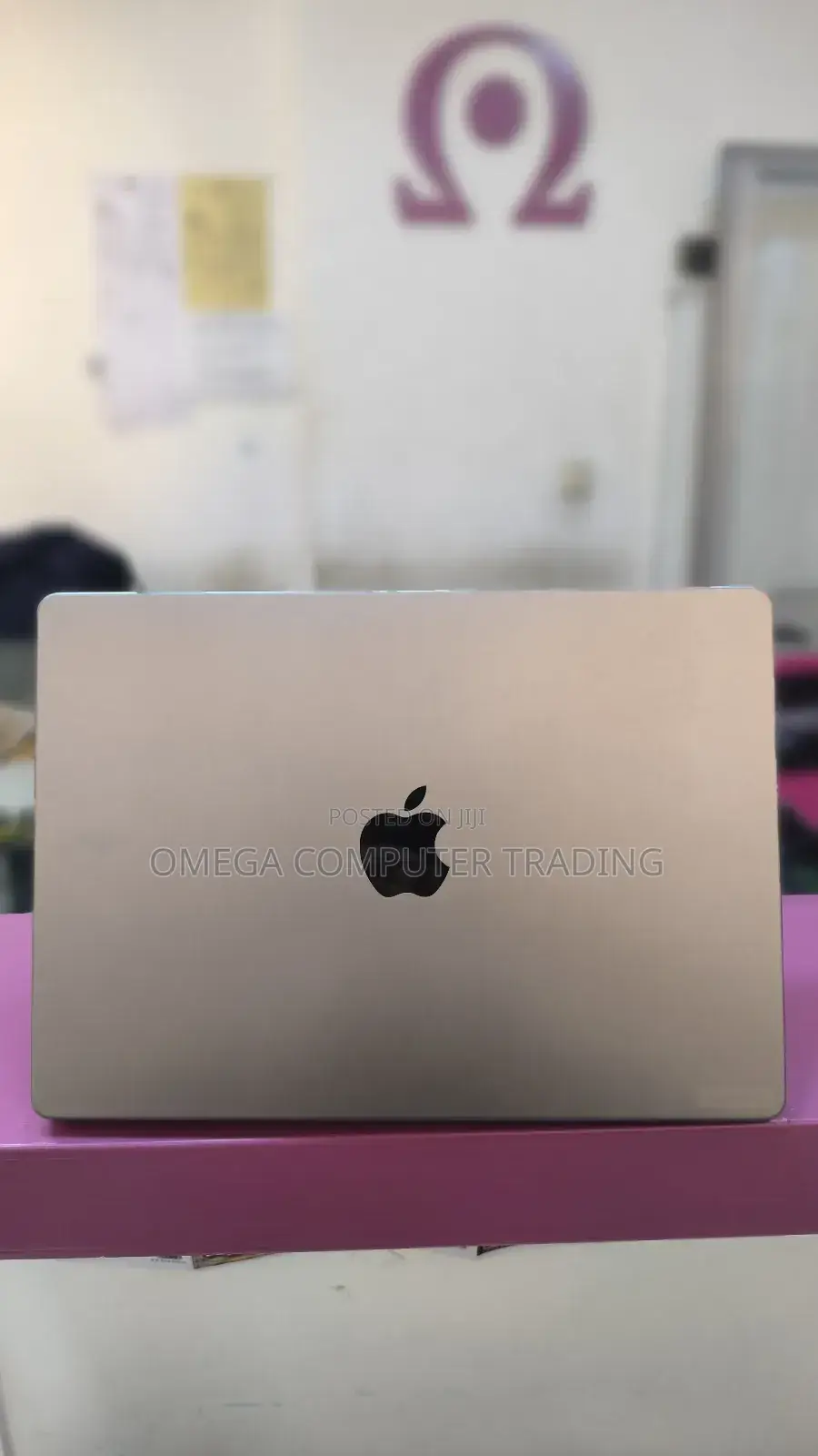 New Laptop Apple MacBook Pro 2021 M1 32GB Apple M1 Pro SSD 1T