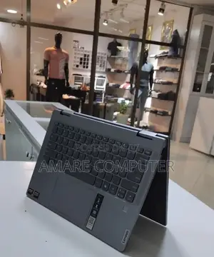New Laptop Lenovo Yoga 7i 8GB Intel Core I5 SSD 512GB