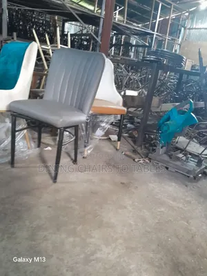 ጥራት ምቾት ውበት የተላበሱ Dining የሆቴል የስጋ ቤት Quality Chairs Cafe