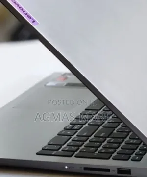 New Laptop Lenovo Ideapad 3 8GB AMD Ryzen 5 SSD 512GB