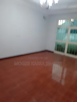 3bdrm Villa in አያት የሚሸጥ ምርጥ ዘመናዊ ቪላ, Yeka for sale