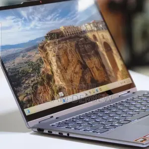 New Laptop Lenovo Yoga 7i 8GB AMD Ryzen 5 SSD 512GB