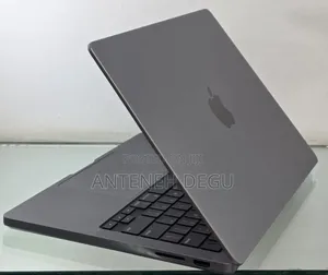 New Laptop Apple MacBook Pro 8GB Apple M3 Pro SSD 512GB