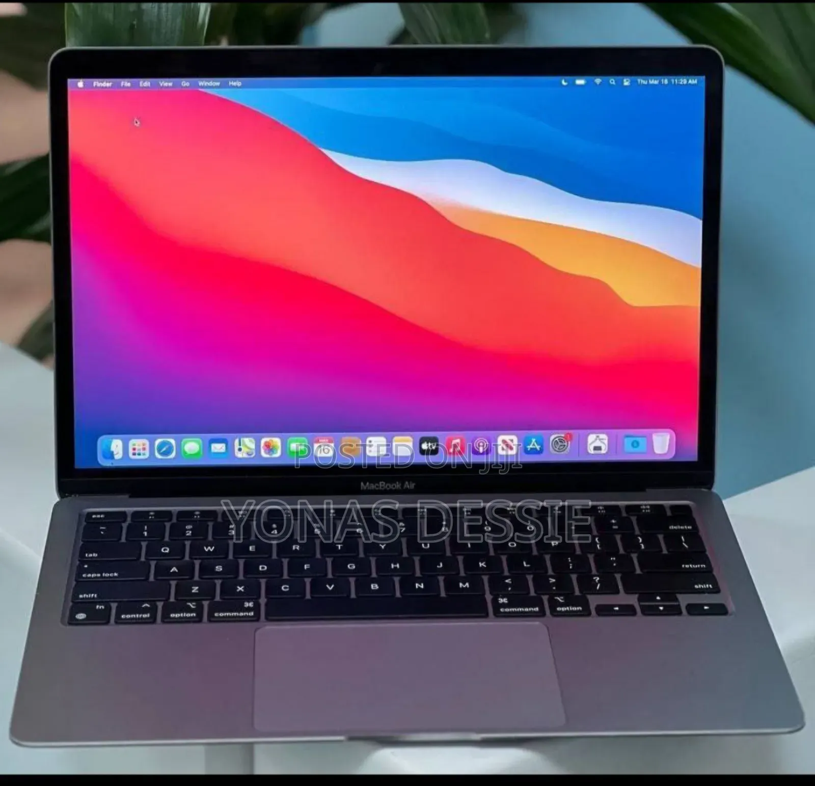 New Laptop Apple MacBook Pro 2020 16GB Intel Core i5 SSD 512GB