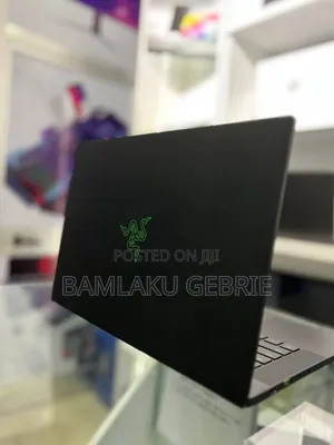 New Laptop Razer Blade 16GB AMD Ryzen 9 SSD 1T