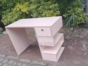 Reading Table