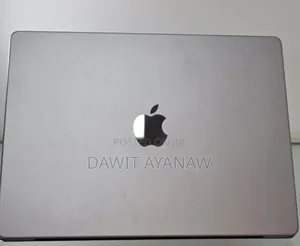 New Laptop Apple MacBook Pro 2023 M3 14-Inch 8GB Apple M3 SSD 512GB