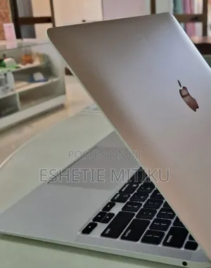 New Laptop Apple MacBook Air 8GB SSD 256GB