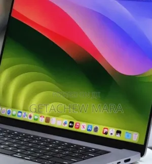 New Laptop Apple MacBook Pro 2017 16GB Intel Core I9 SSD 1T