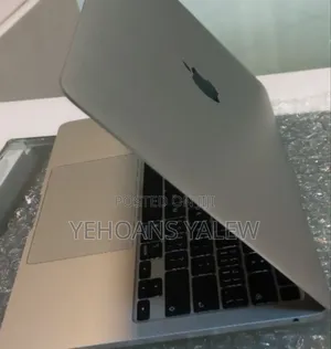New Laptop Apple MacBook Pro M1 8GB Apple M1 SSD 256GB