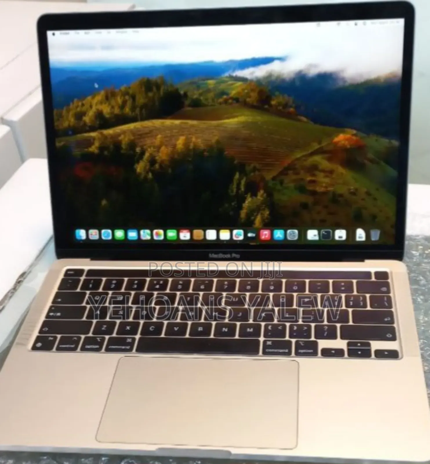 New Laptop Apple MacBook Pro M1 8GB Apple M1 SSD 256GB
