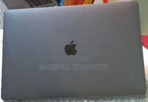 New Laptop Apple MacBook Pro 2016 16GB Intel Core I7 SSD 512GB
