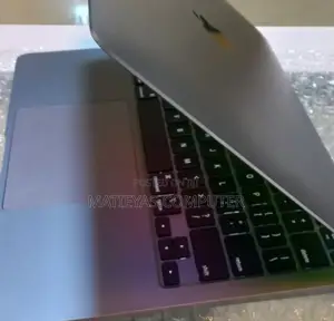 New Laptop Apple MacBook Air 2020 M1 8GB Apple M1 SSD 256GB