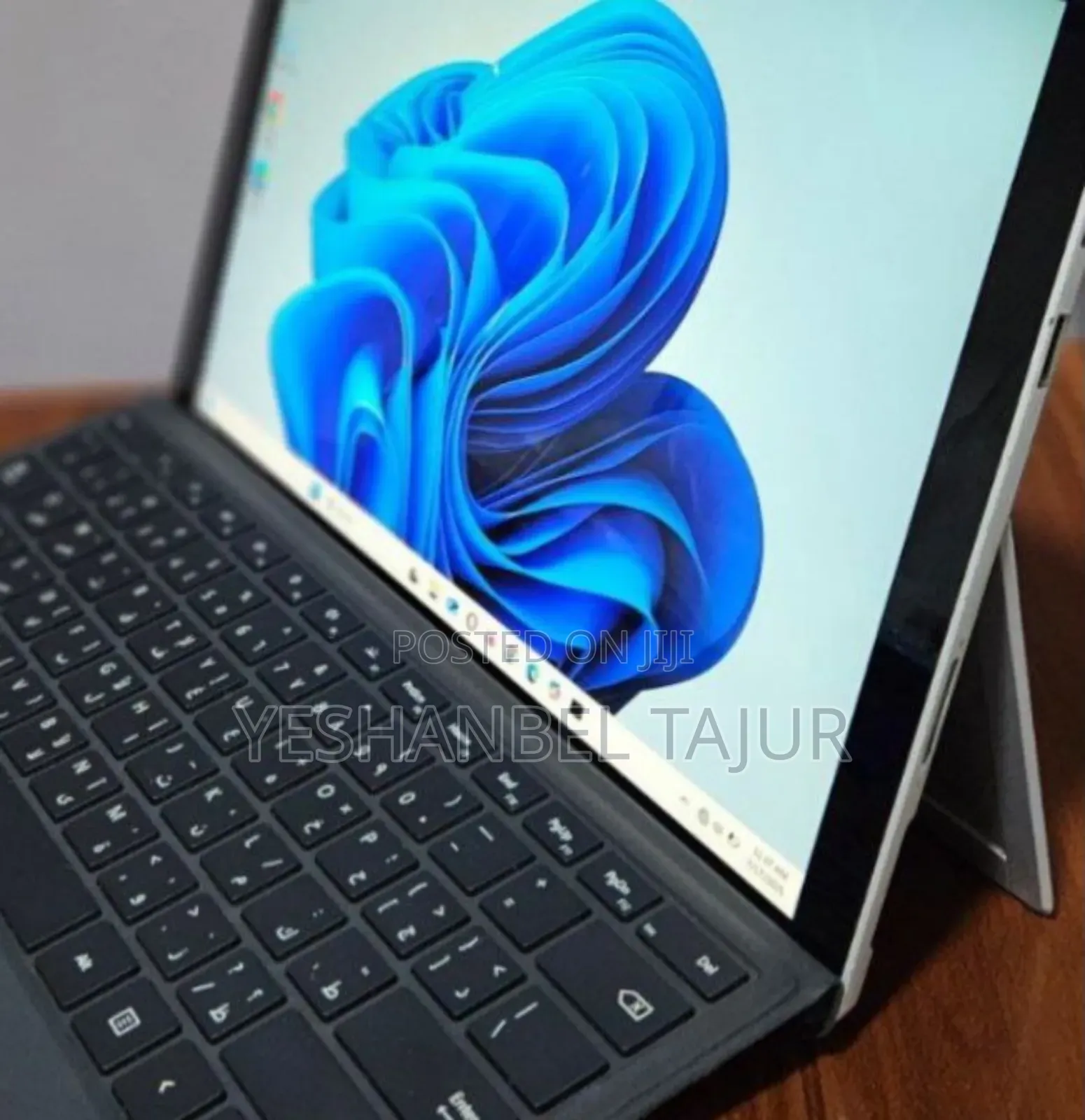 New Laptop Microsoft Surface Pro 7 8GB Intel Core I5 SSD 128GB